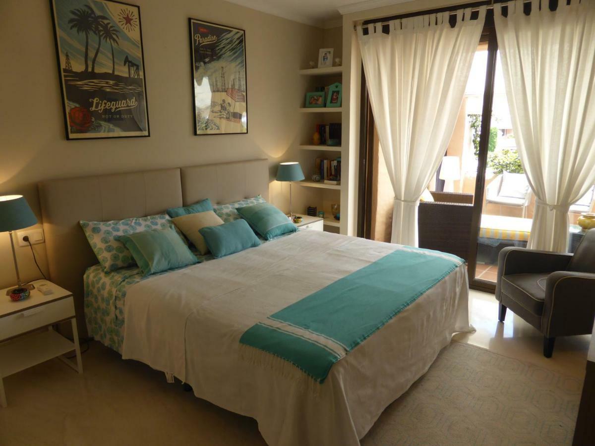Marbella Luxueux Duplex 3 Ch.- 3 Bains - 155 M² + 100 M² Terrasses Apartment