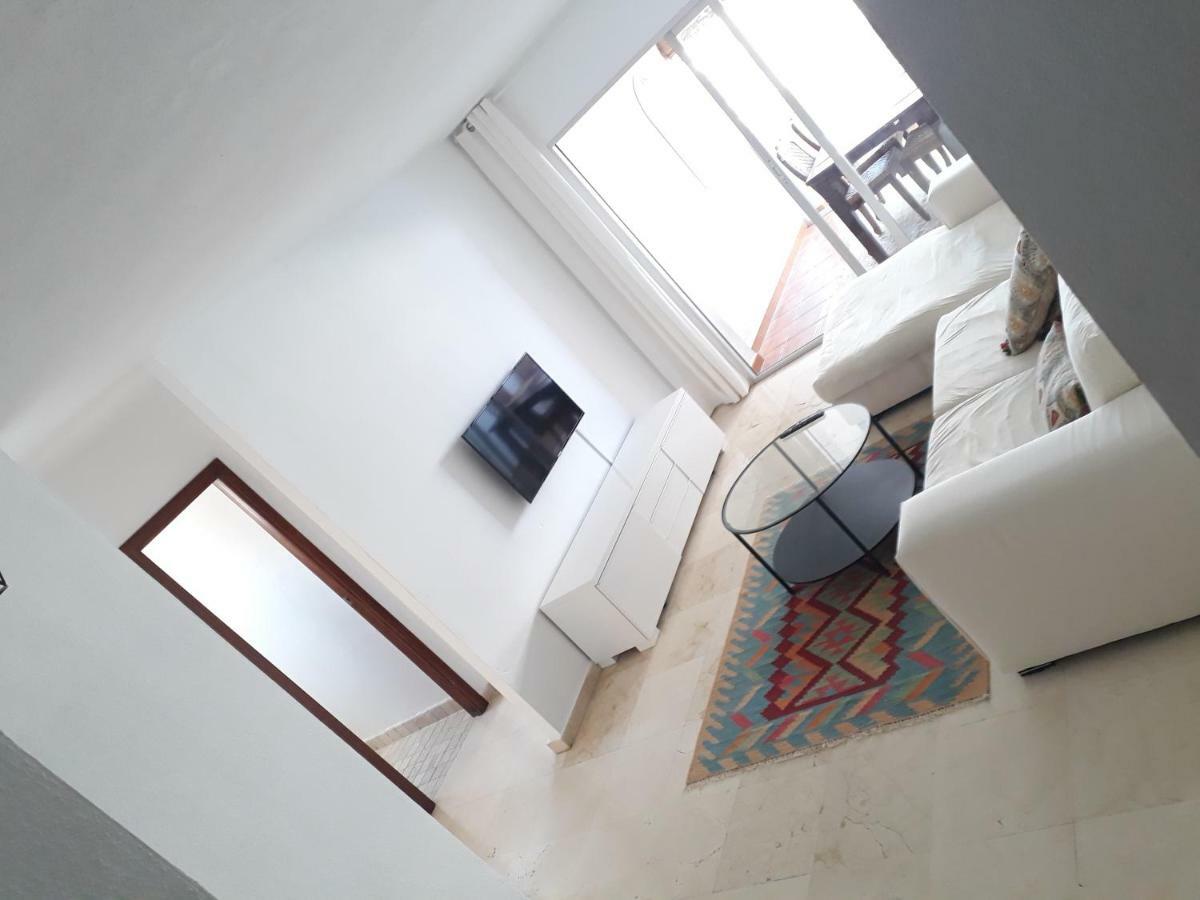 Urbanizacion Puerto Paraiso Apartment Estepona