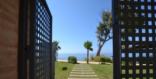 Bahia De La Plata Luxury Apartment Estepona