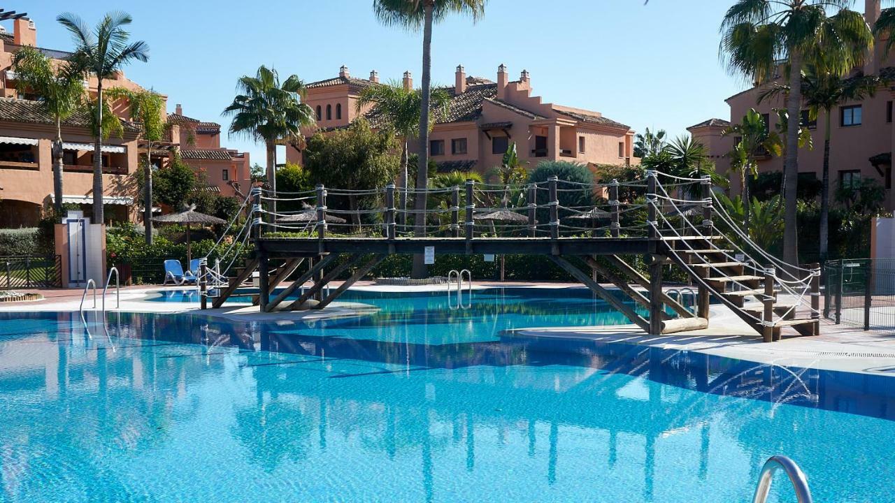 Hacienda Del Sol * Estepona