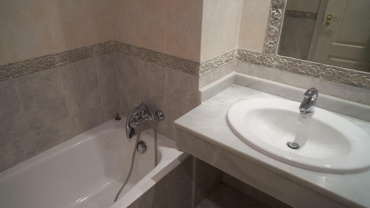 Hacienda Del Sol Apartment *