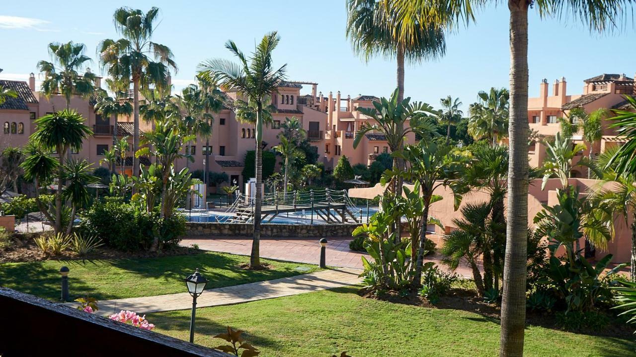 Hacienda Del Sol Apartment Estepona