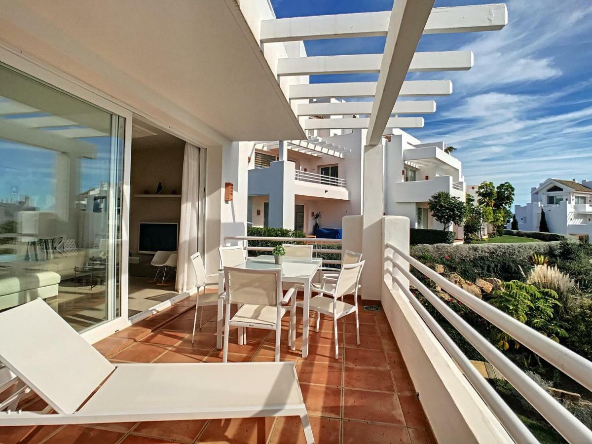 Alcazaba Lagoon Apartment