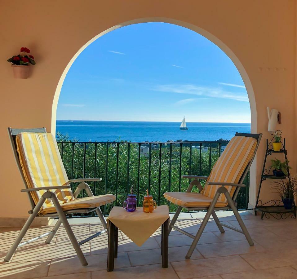 Holiday home Seafront *