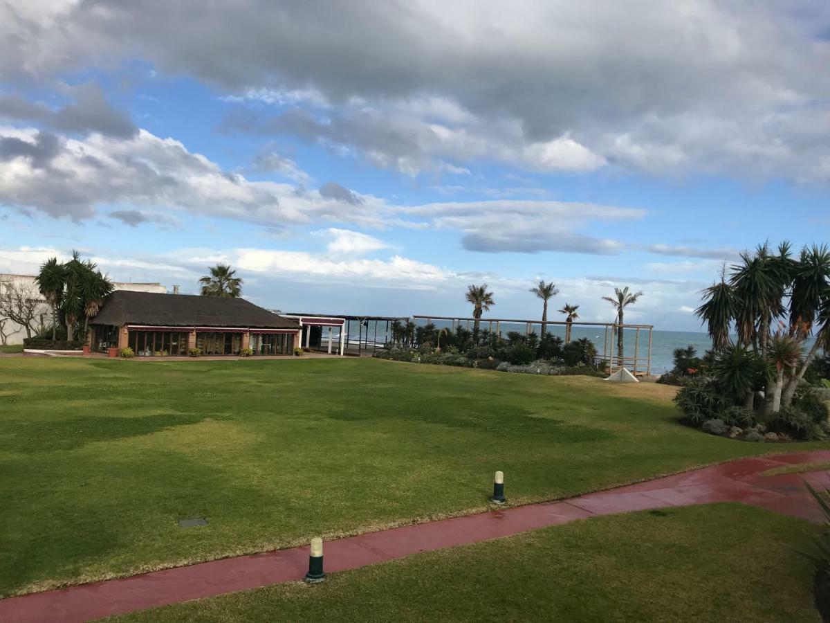 Villacana,malaga. Villa *