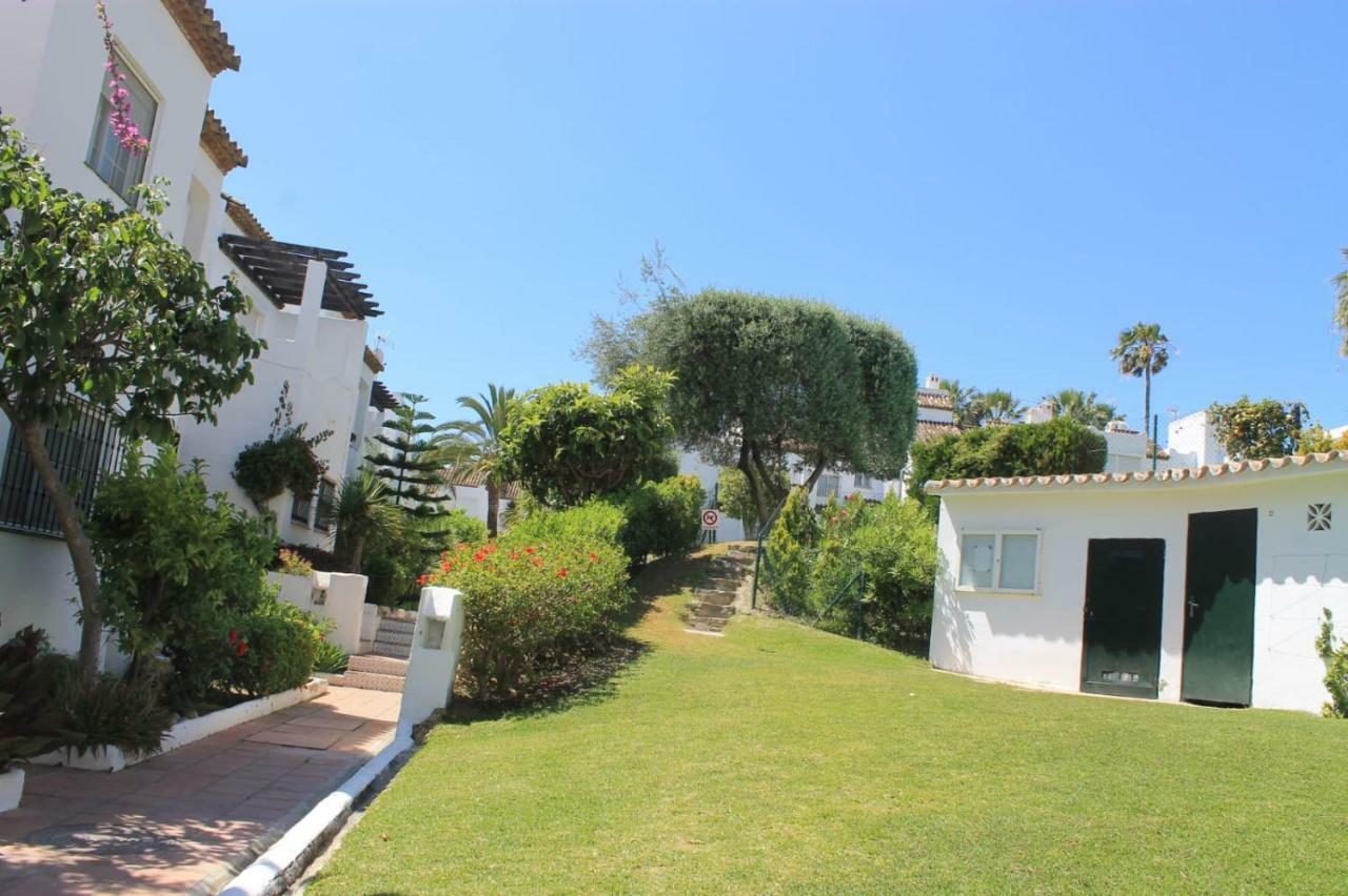 Casa Adosada En Estepona