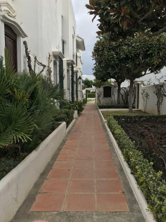 Villacana,malaga. Villa *