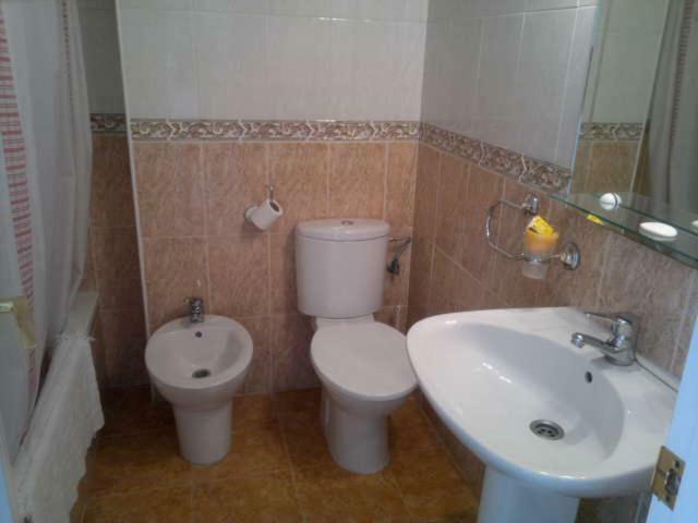 Apartamento Urb. Pelikan Park Calle Sabinillas Nº 3 *
