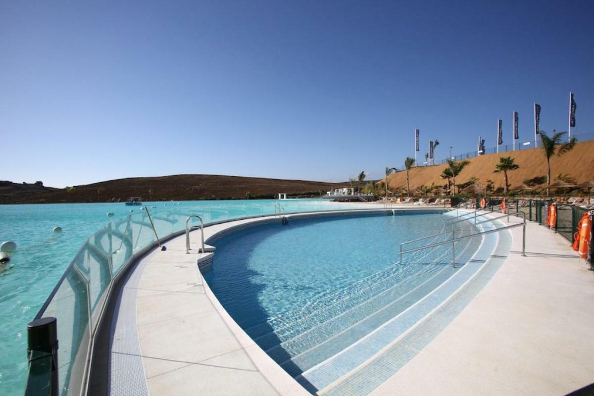 Alcazaba Lagoon Luxury Apartment *