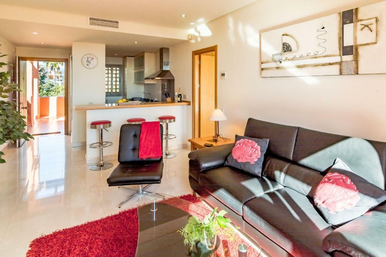 Apartamento Seaview Luxury Penthouse 24 Hour Security And Underground Parking Estepona