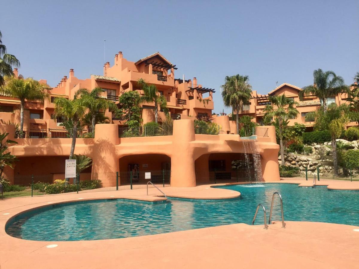 Seaview Luxury Penthouse 24 Hour Security And Underground Parking Estepona