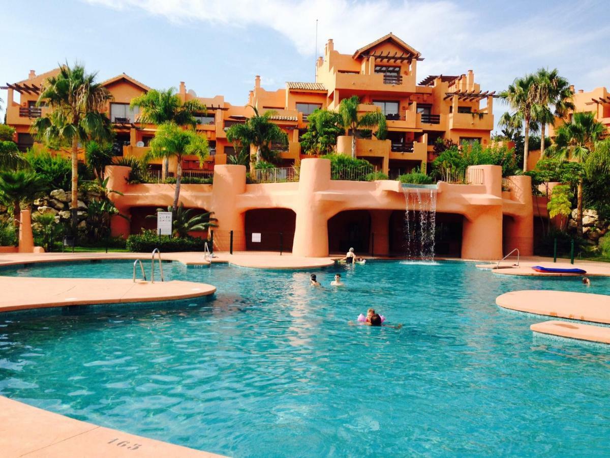 Seaview Luxury Penthouse 24 Hour Security And Underground Parking * Estepona