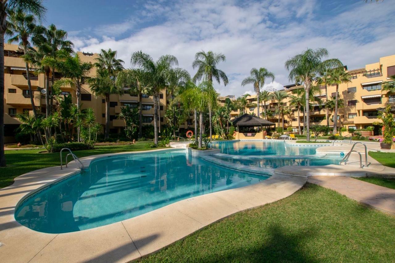 Apartment Bellavista Marbella - Stunning Beachside Luxury Penthouse Estepona