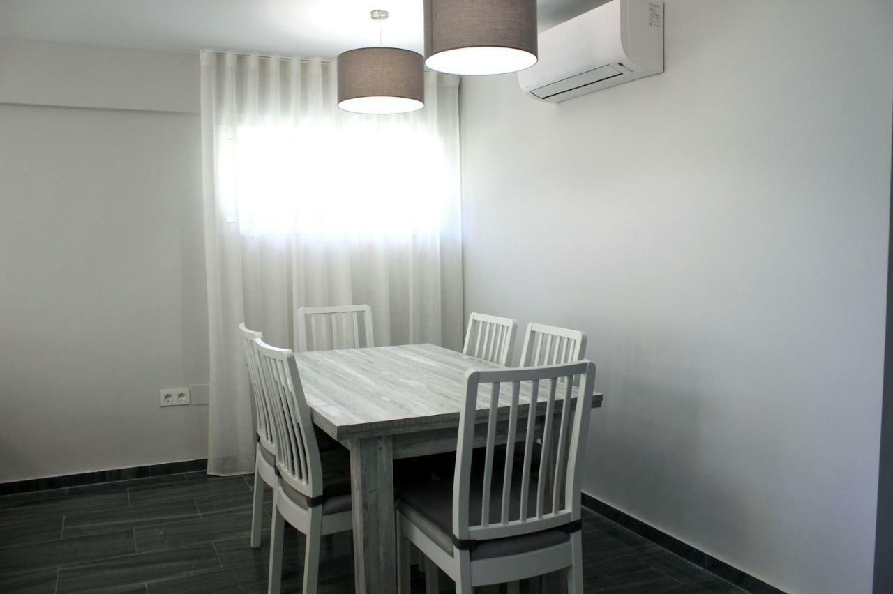 Playa Bella 3-1e Apartamento *