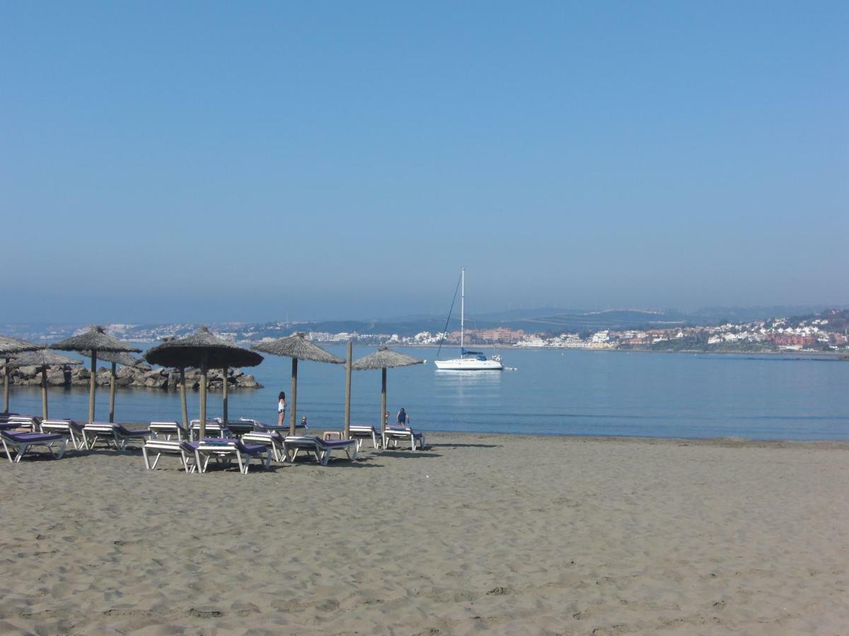 Vista Mar. Playa Cerca. Estepona
