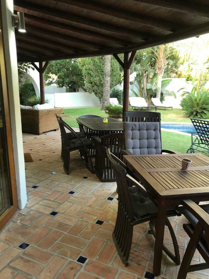 Villa With Heated Pool And Jacuzzi Close To Puerto Banus And *
