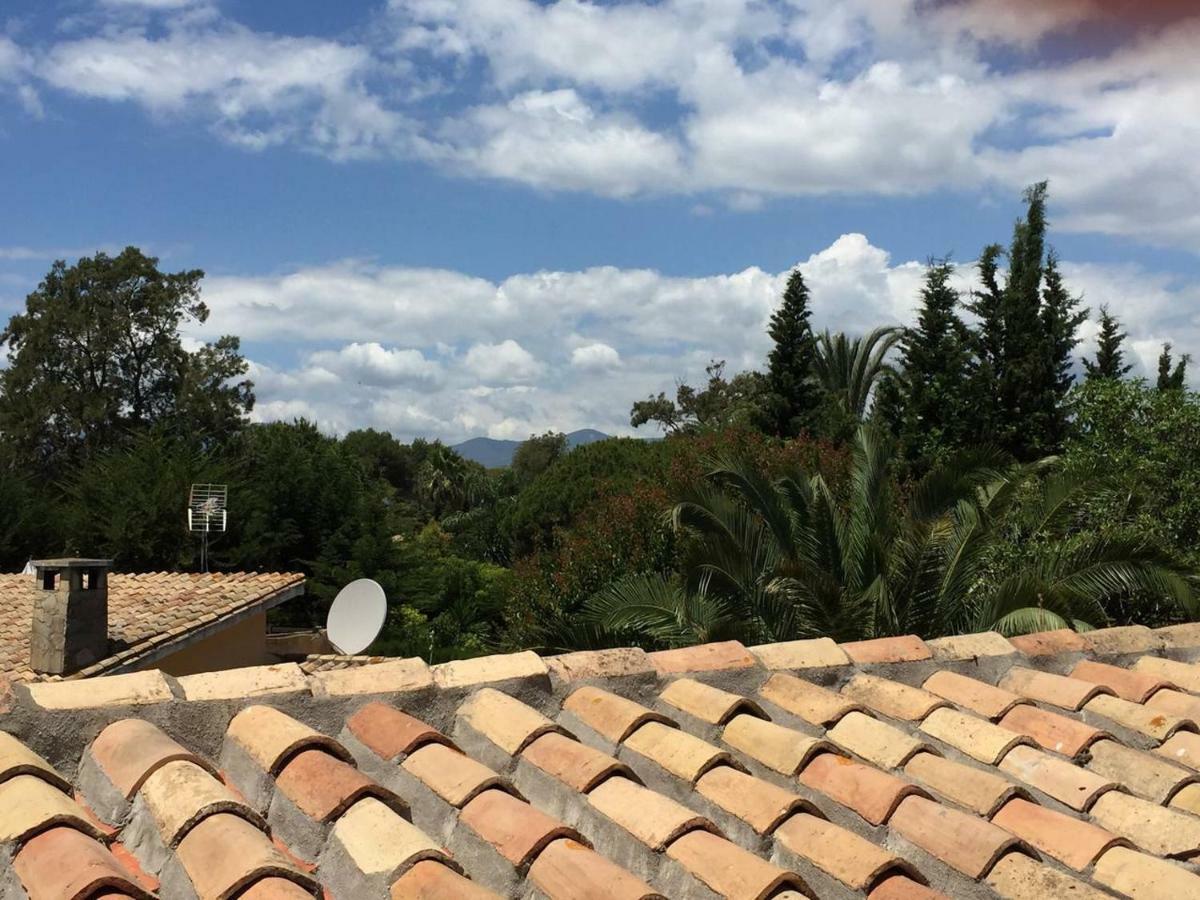 With Heated Pool And Jacuzzi Close To Puerto Banus And * Estepona
