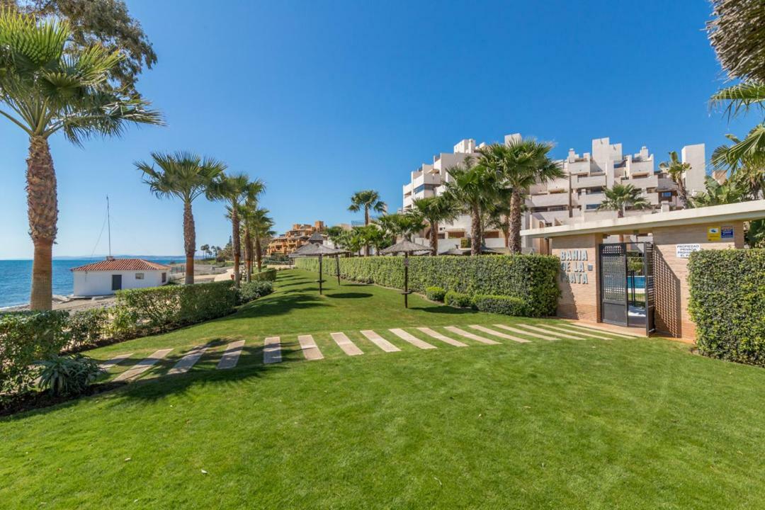 Bahia De La Plata Luxury Apartment Estepona