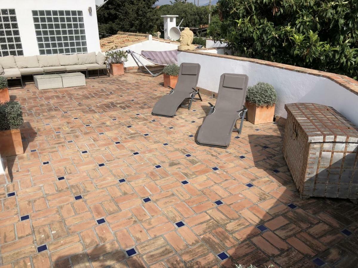 With Heated Pool And Jacuzzi Close To Puerto Banus And Estepona