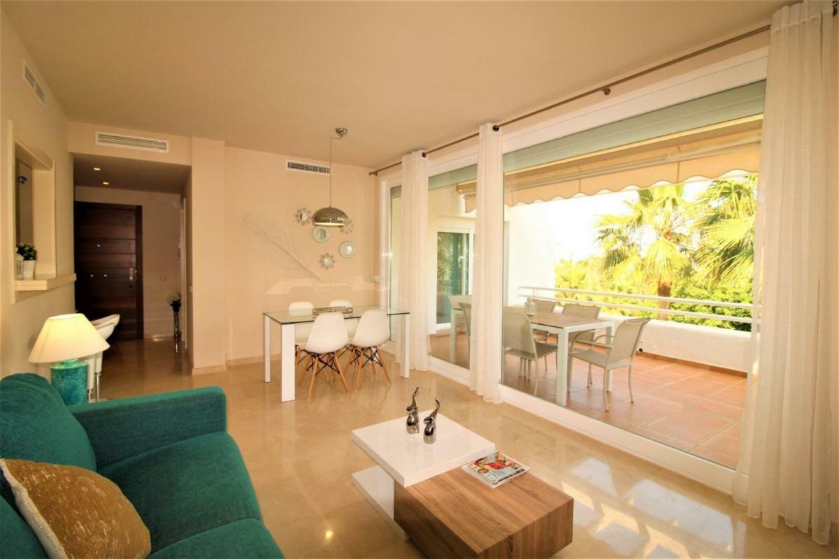 Alcazaba Lagoon Luxury