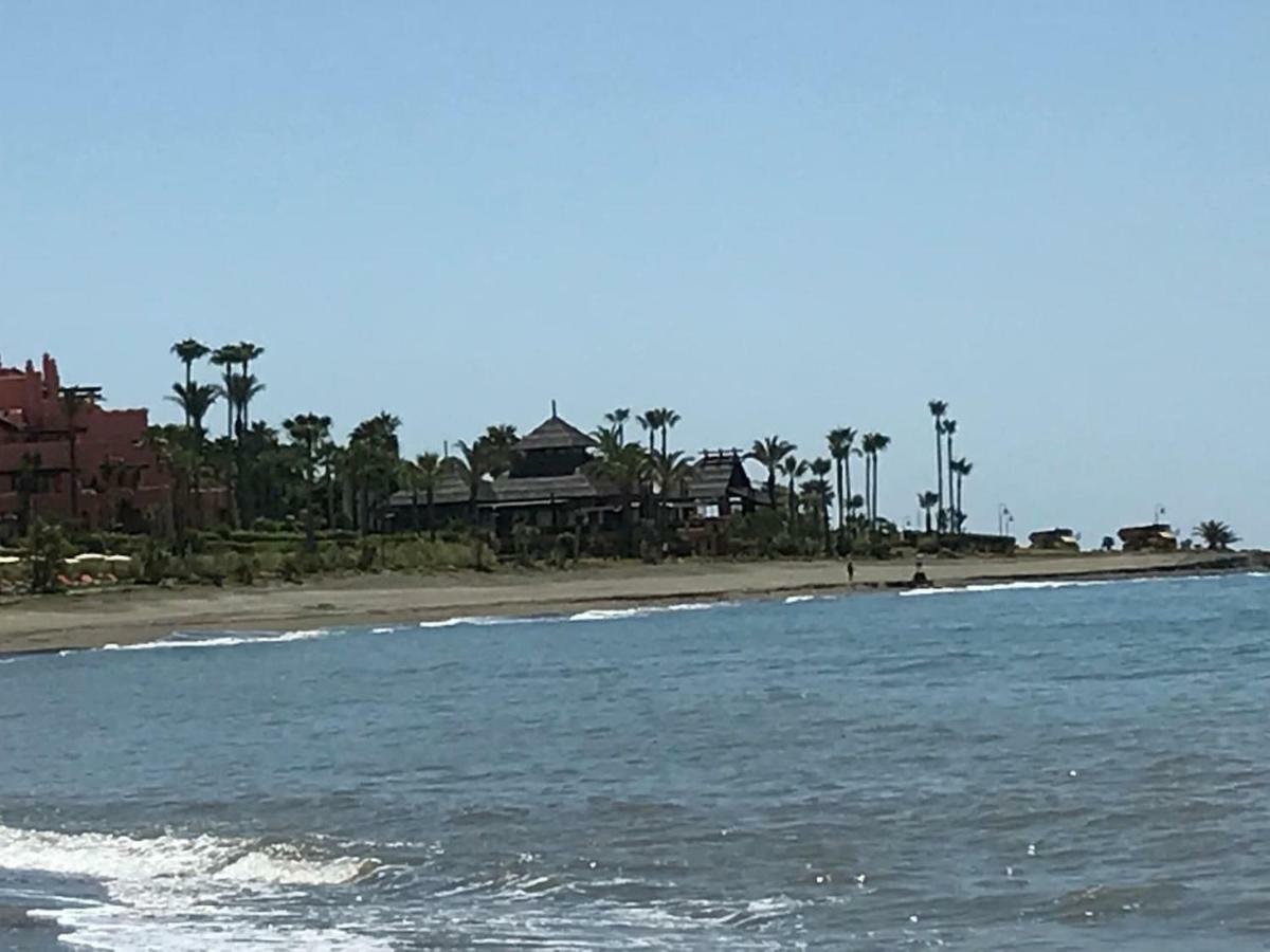 Playa Sin Aglomeraciones, Tarifas Especiales Cerca De Puerto Banus *