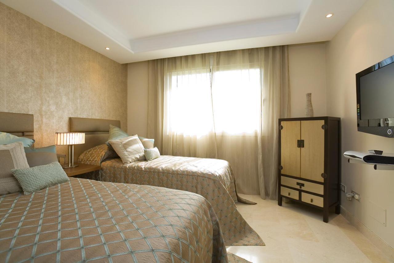 Apartment Appt 401-3-bed-heaven Beach-paseo-all Year Heated Pool-free Bikes Estepona