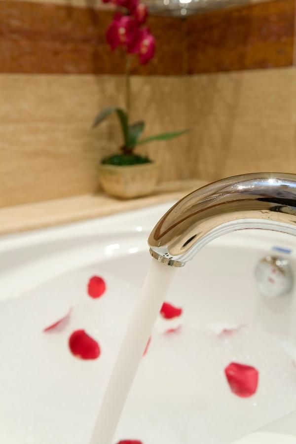 Appt 401-3-bed-heaven Beach-paseo-all Year Heated Pool-free Bikes Estepona