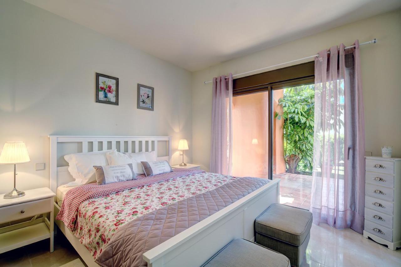 Apartment Dream Garden Flat- Sotoserena