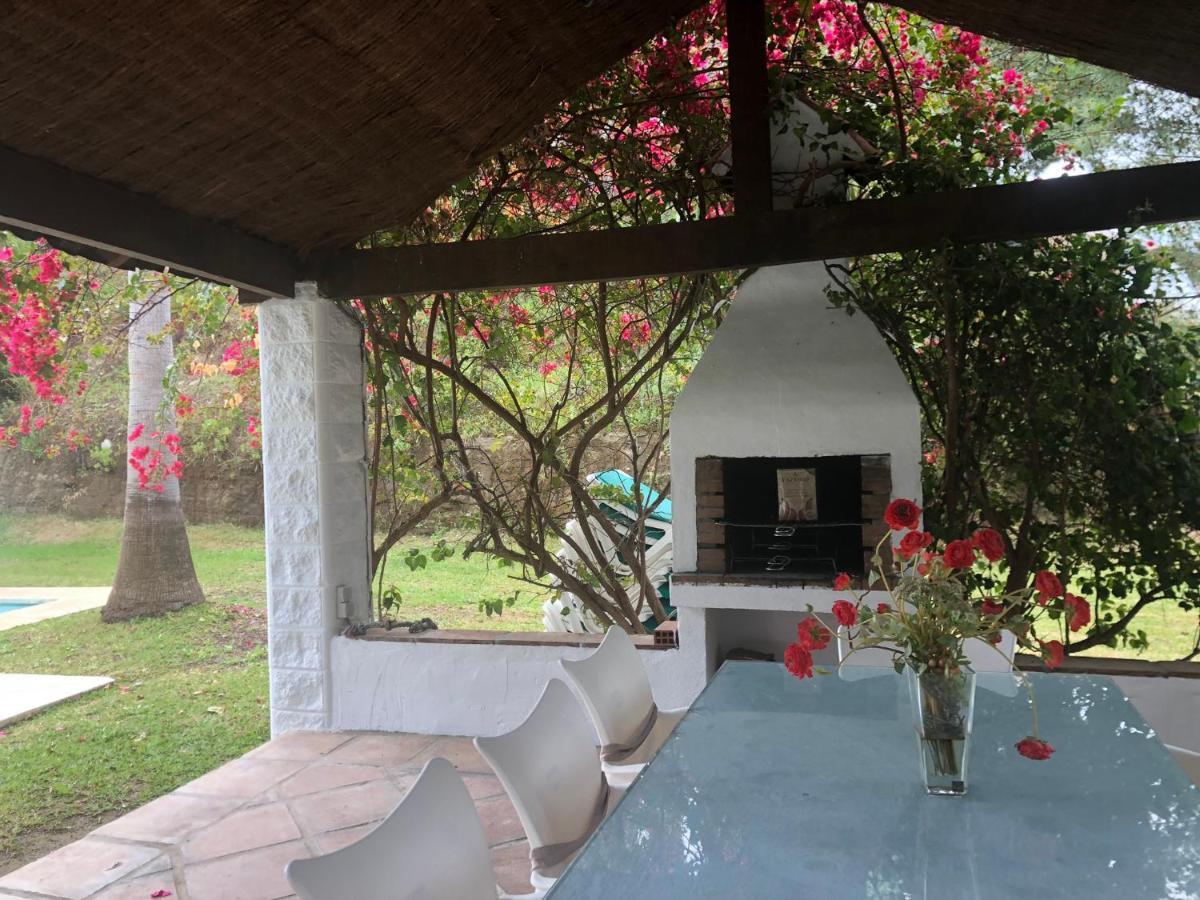 Aqua Private Six Bedrooms With Large Pool Villa Estepona