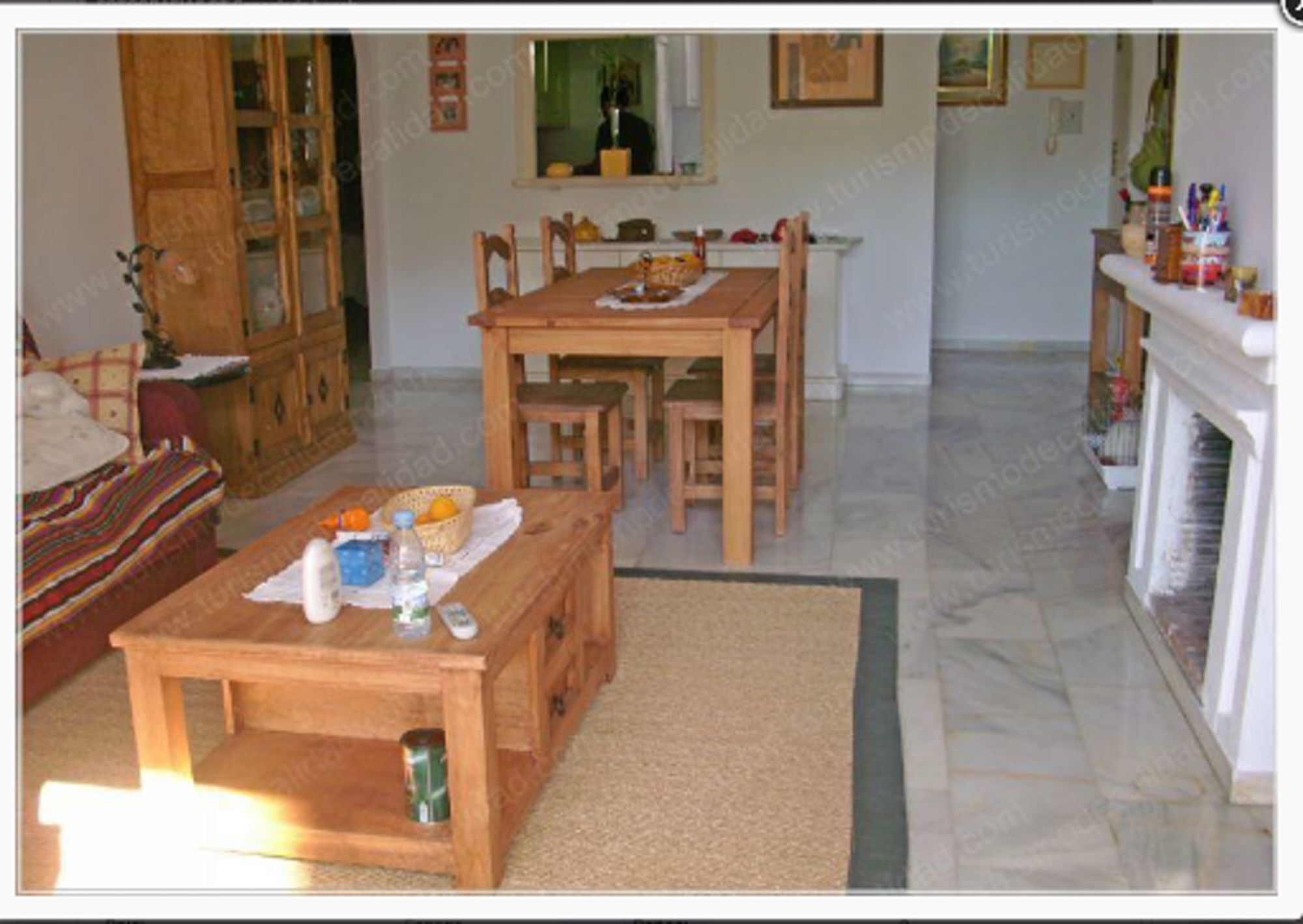 With 2 In Estepona, With Pool Access And Furnished Bal *