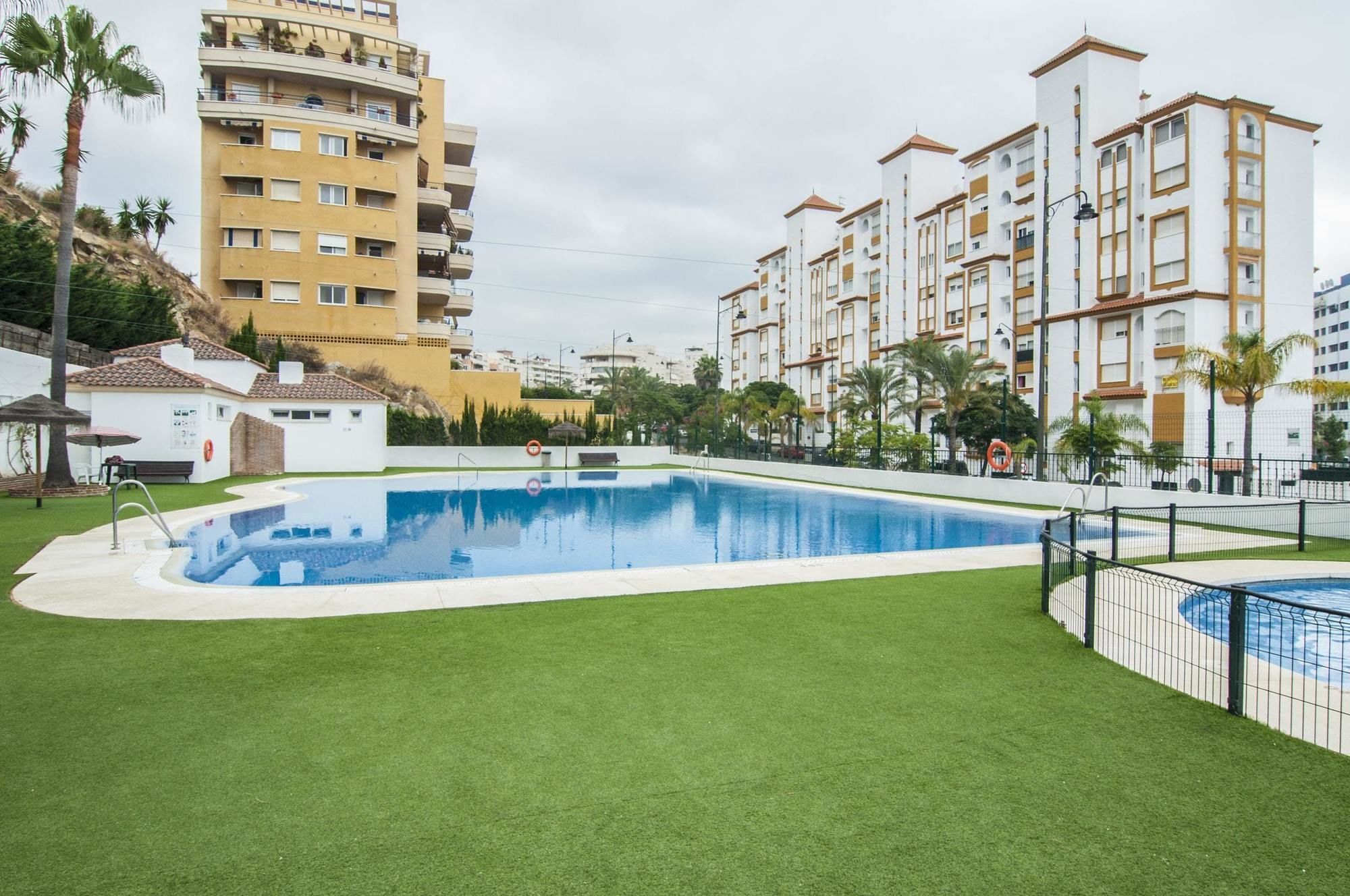 With 2 Bedrooms In Estepona, With Wonderful Sea View, Pool A *