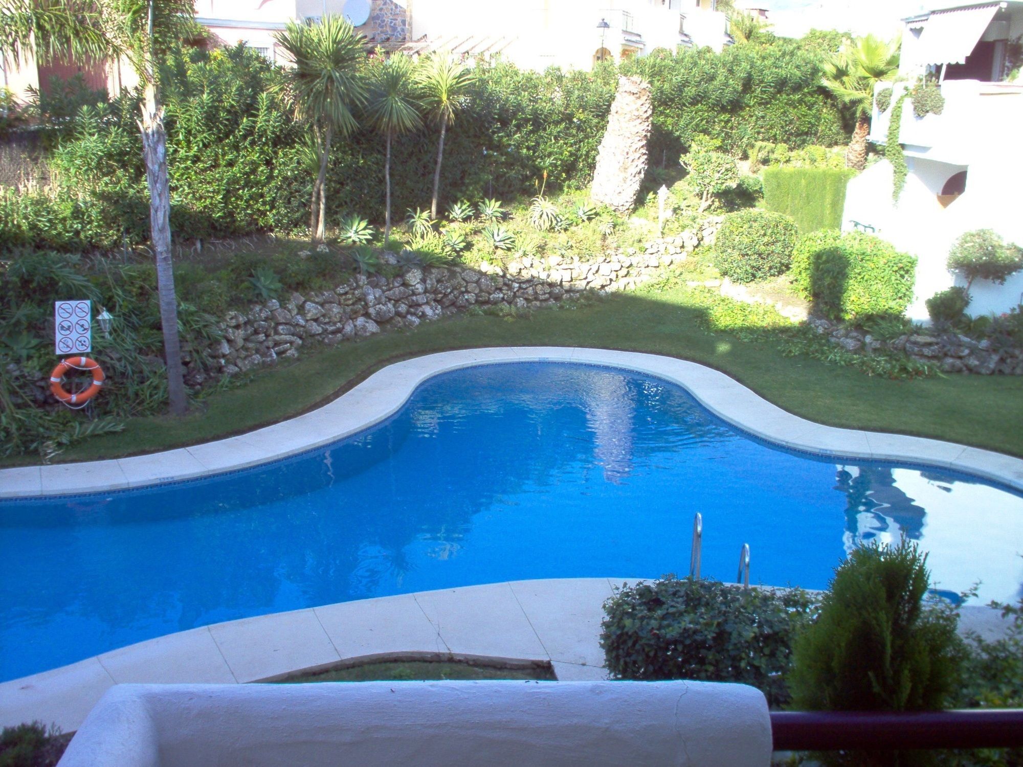 With 2 In Estepona, With Pool Access And Furnished Bal Apartment Estepona