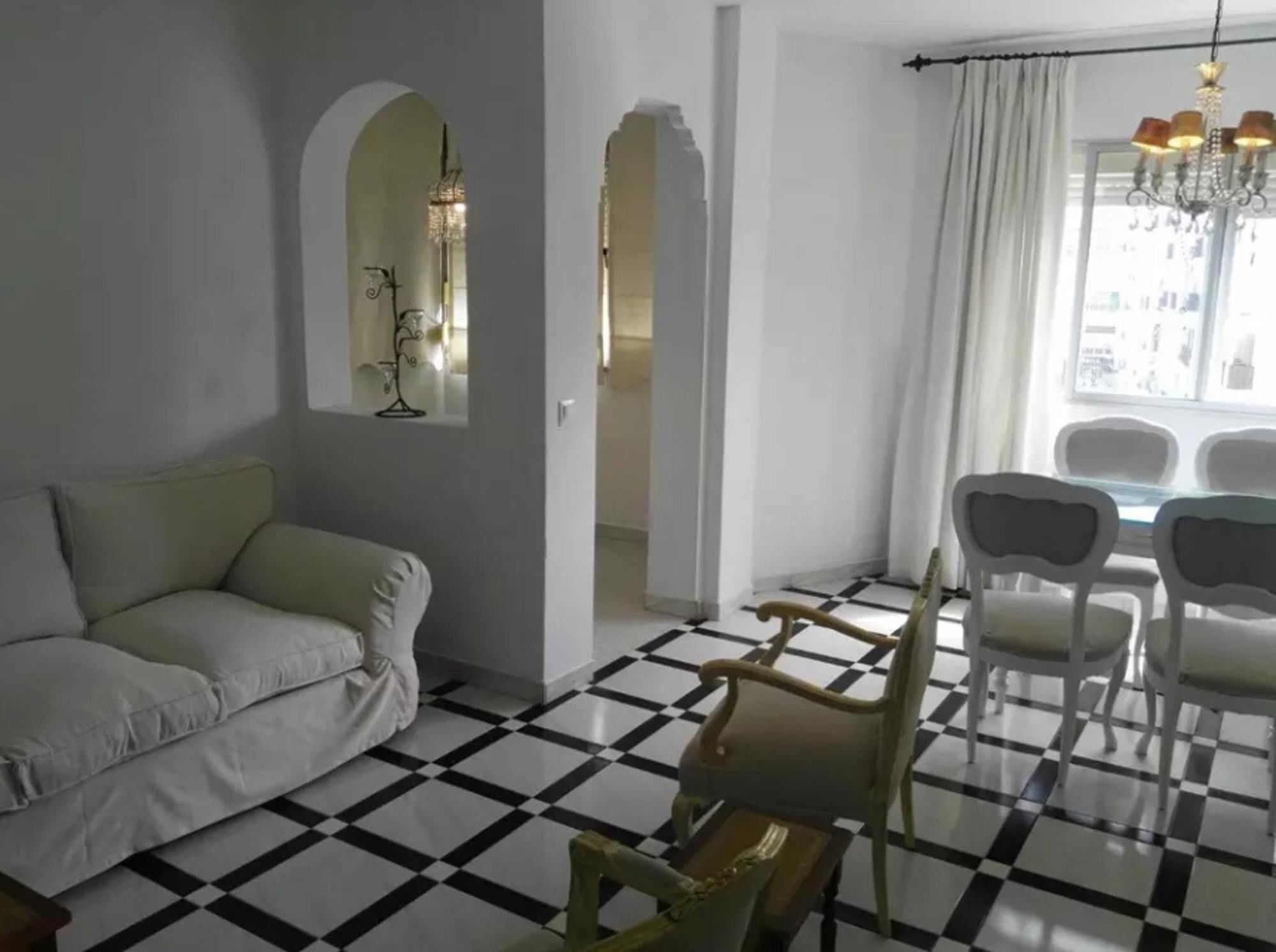 Apartment With 3 Bedrooms In Estepona, With Wonderful Mountain View An *