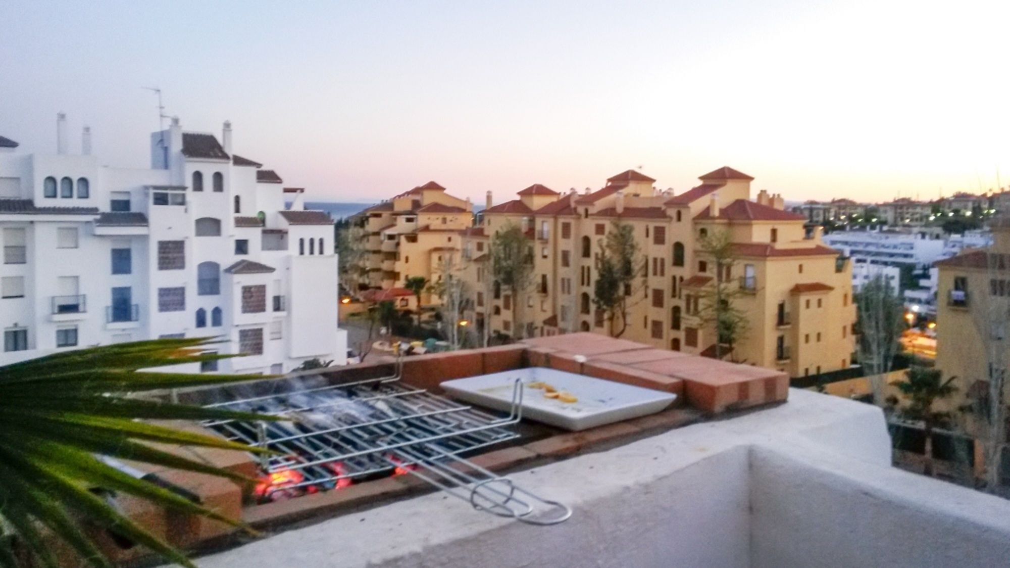 With 2 Bedrooms In Estepona, With Wonderful Sea View, Pool A * Estepona