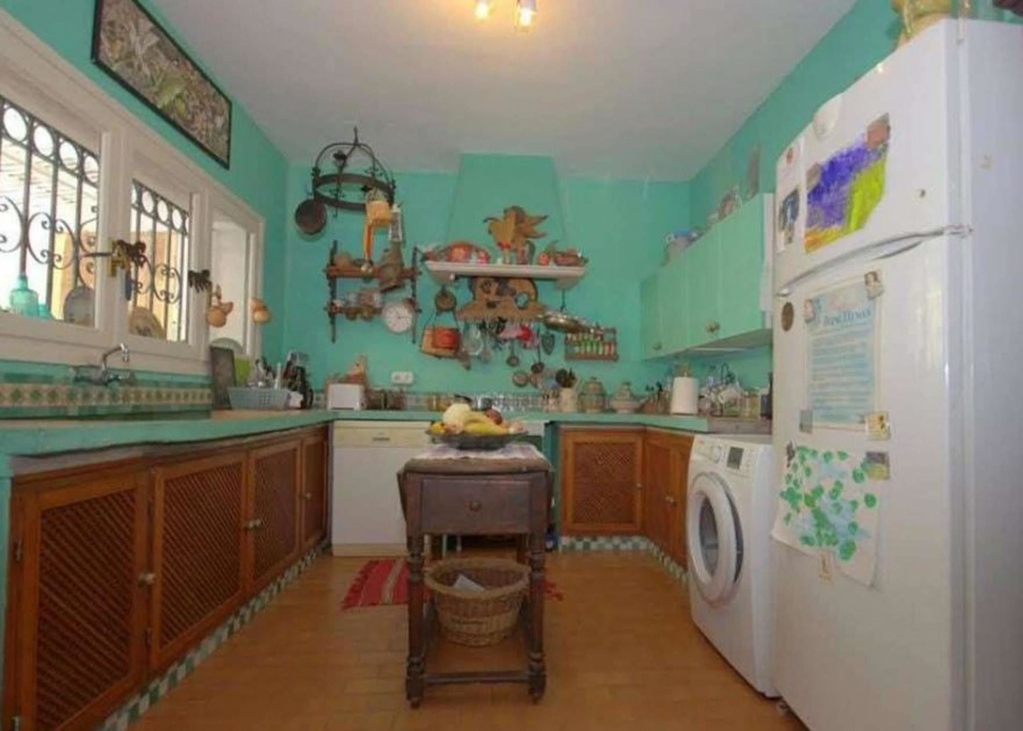 With 3 Bedrooms In El Paraiso Barronal, With Private Pool, Furni * Estepona
