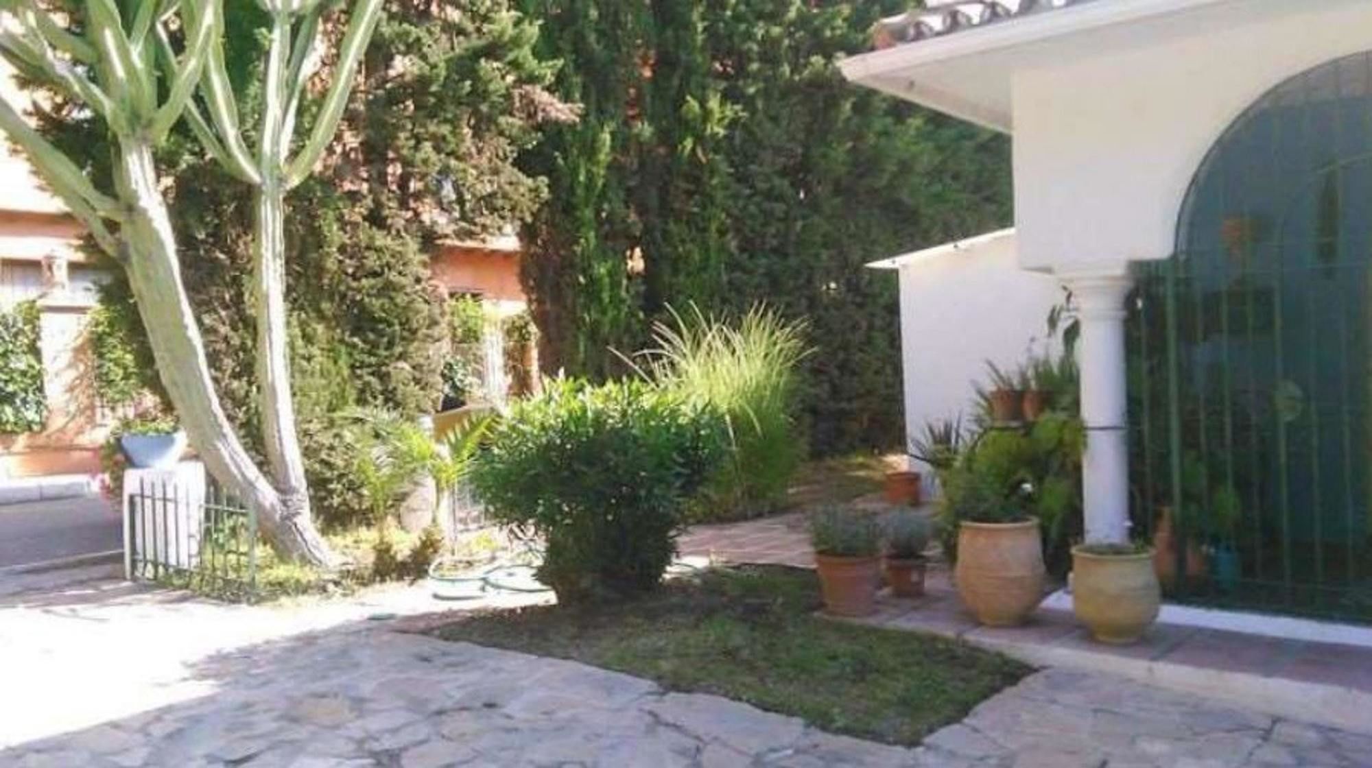 Villa With 3 Bedrooms In El Paraiso Barronal, With Private Pool, Furni Estepona