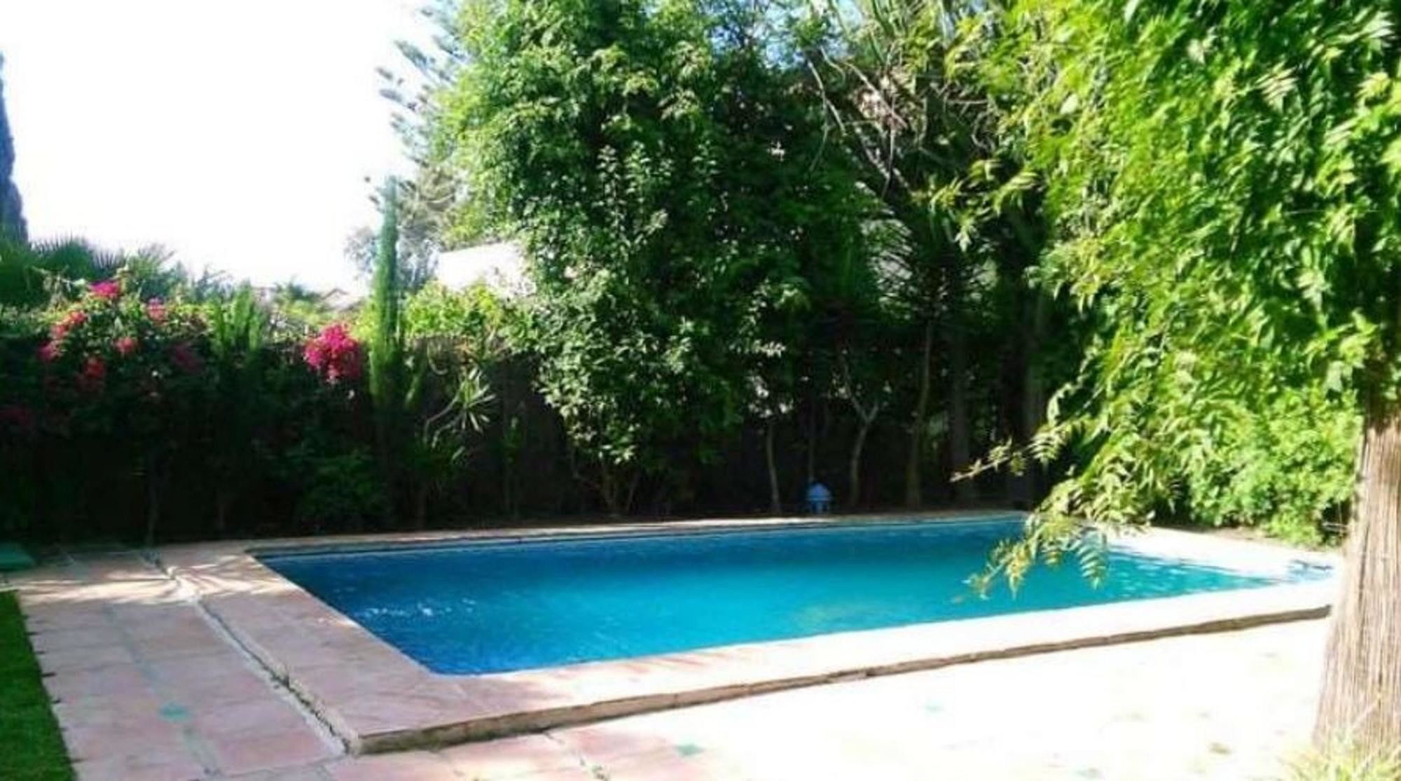 With 3 Bedrooms In El Paraiso Barronal, With Private Pool, Furni