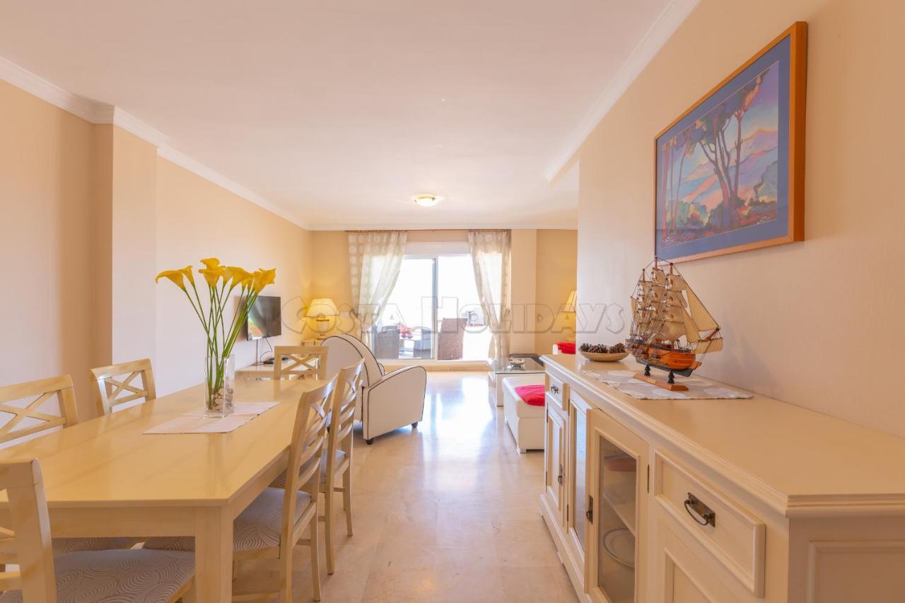 Bermuda 52 Apartment Estepona