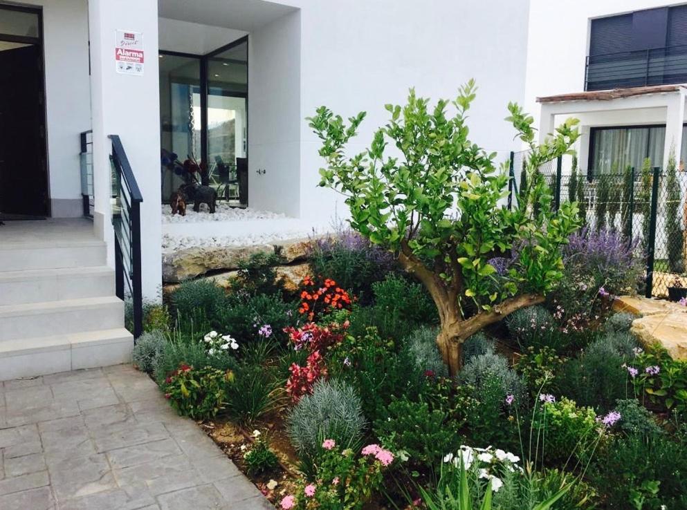 Villa Luxury Chelsea For Golf & Relax In Location *
