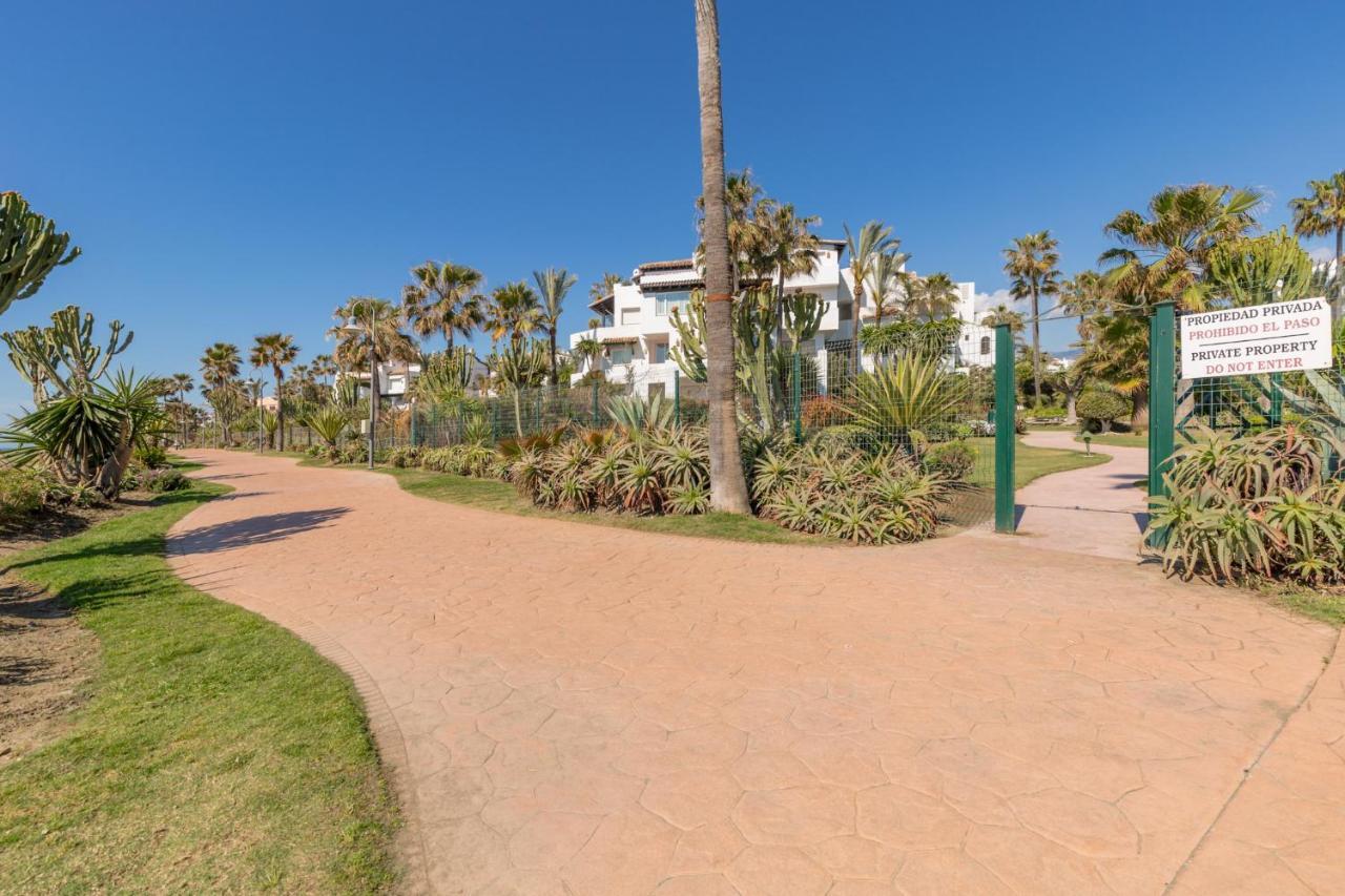 Apartamento De Diseno En Costalita Estepona