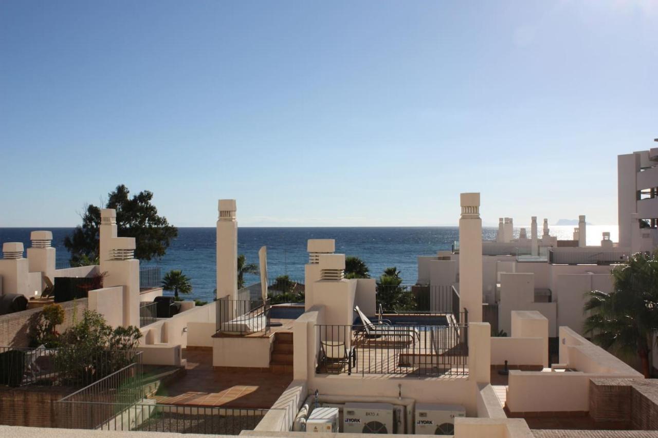 110 - Two-bedroom Apartamento *