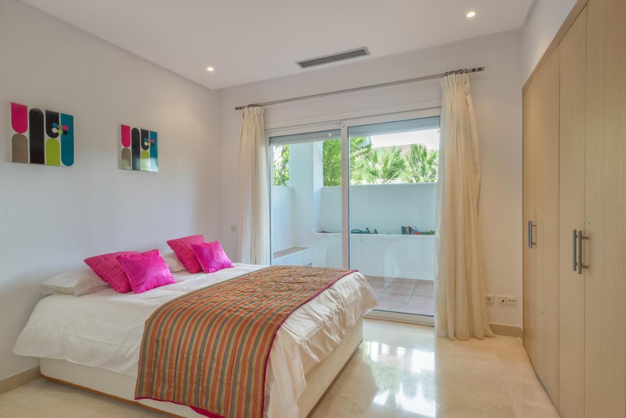 Alcazaba Beach, Front In Appartement *