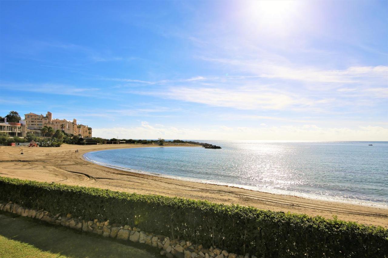 Port Luna