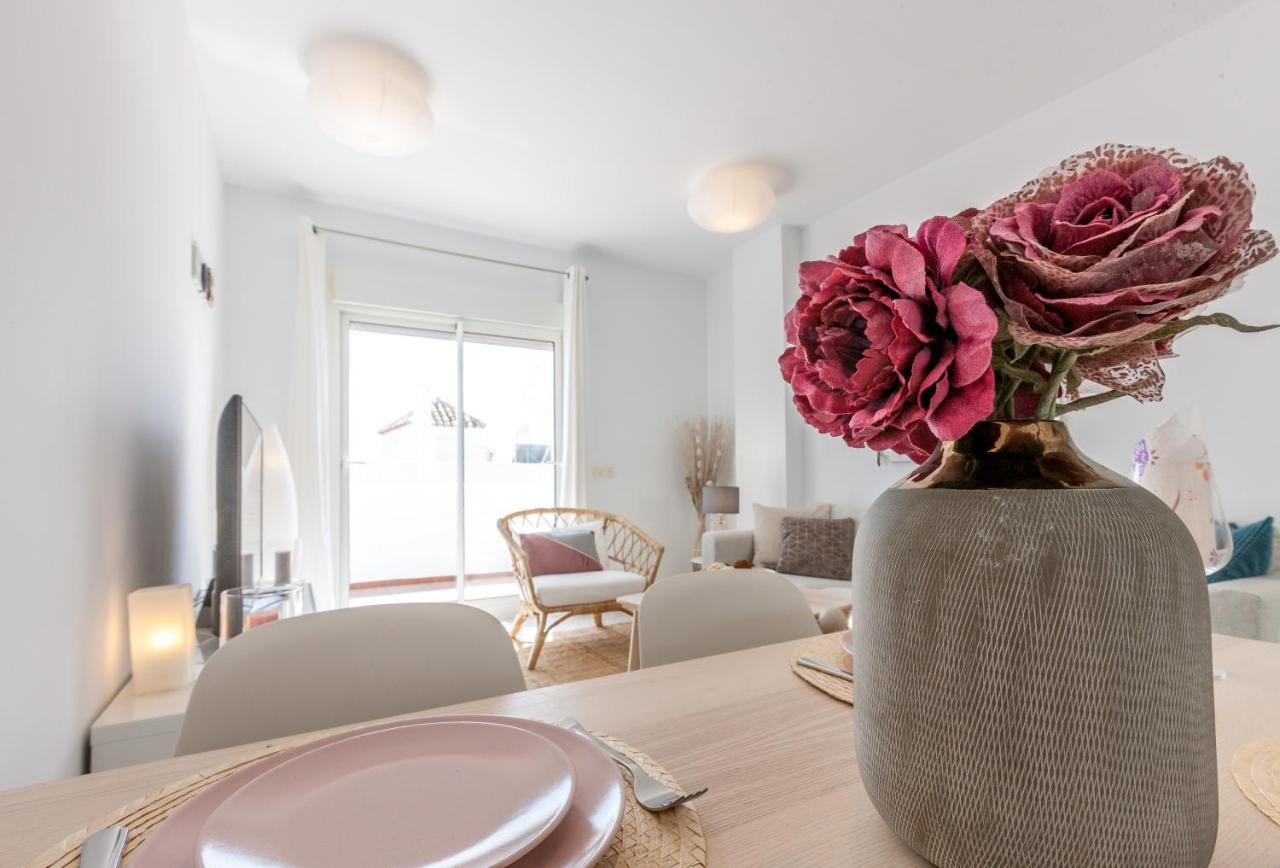 2269-superb Penthouse 2bedrooms, 2terraces Seaview * Estepona