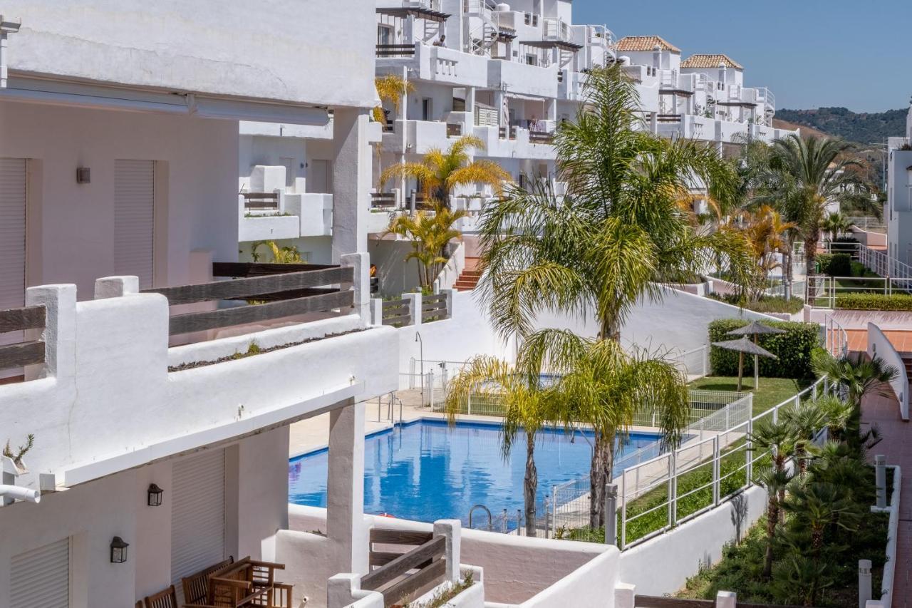 2269-superb Penthouse 2bedrooms, 2terraces Seaview * Estepona