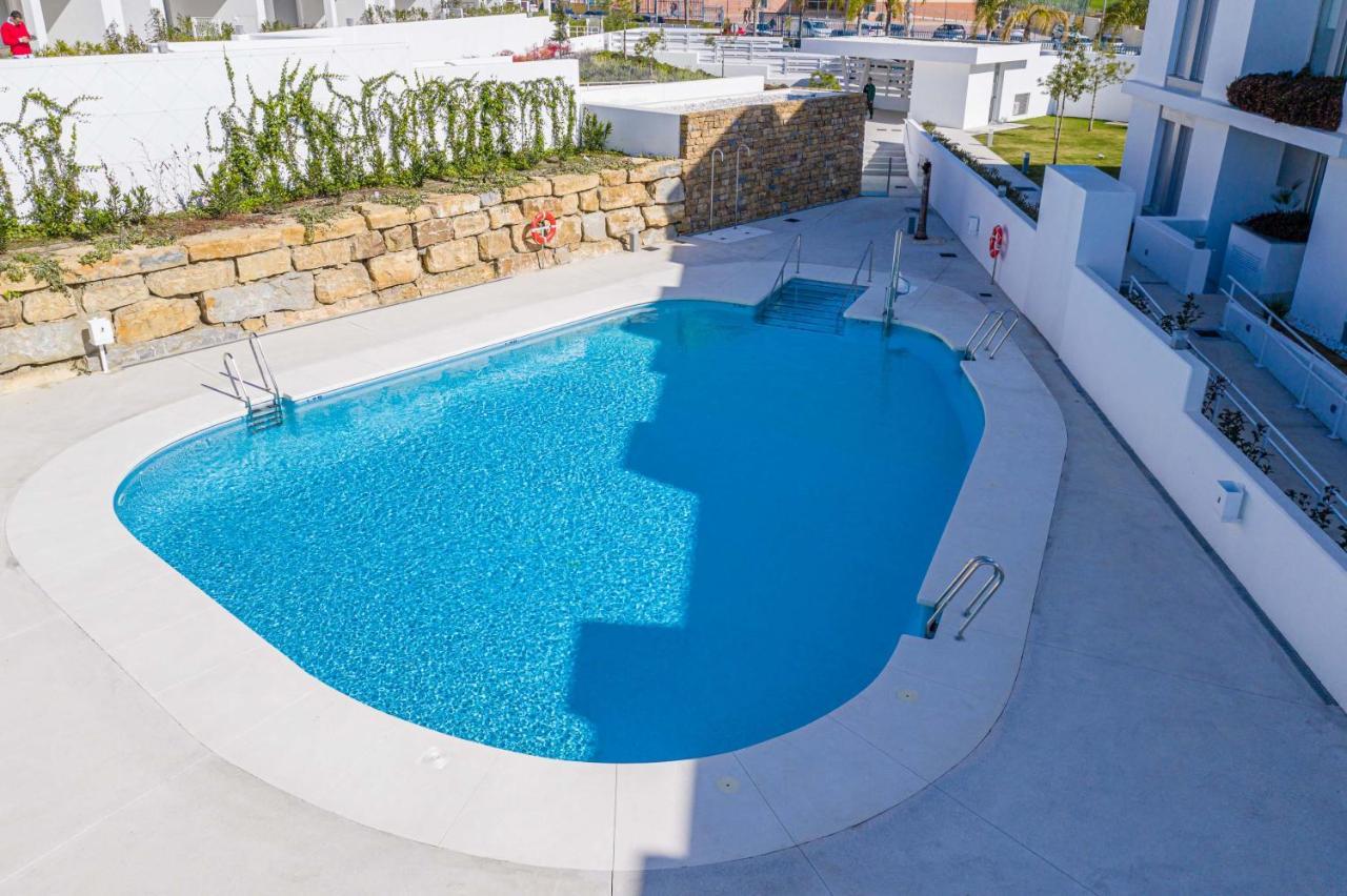 Vacation Marbella I Le Mirage Retreat, New Condo, Pool Apartment Estepona