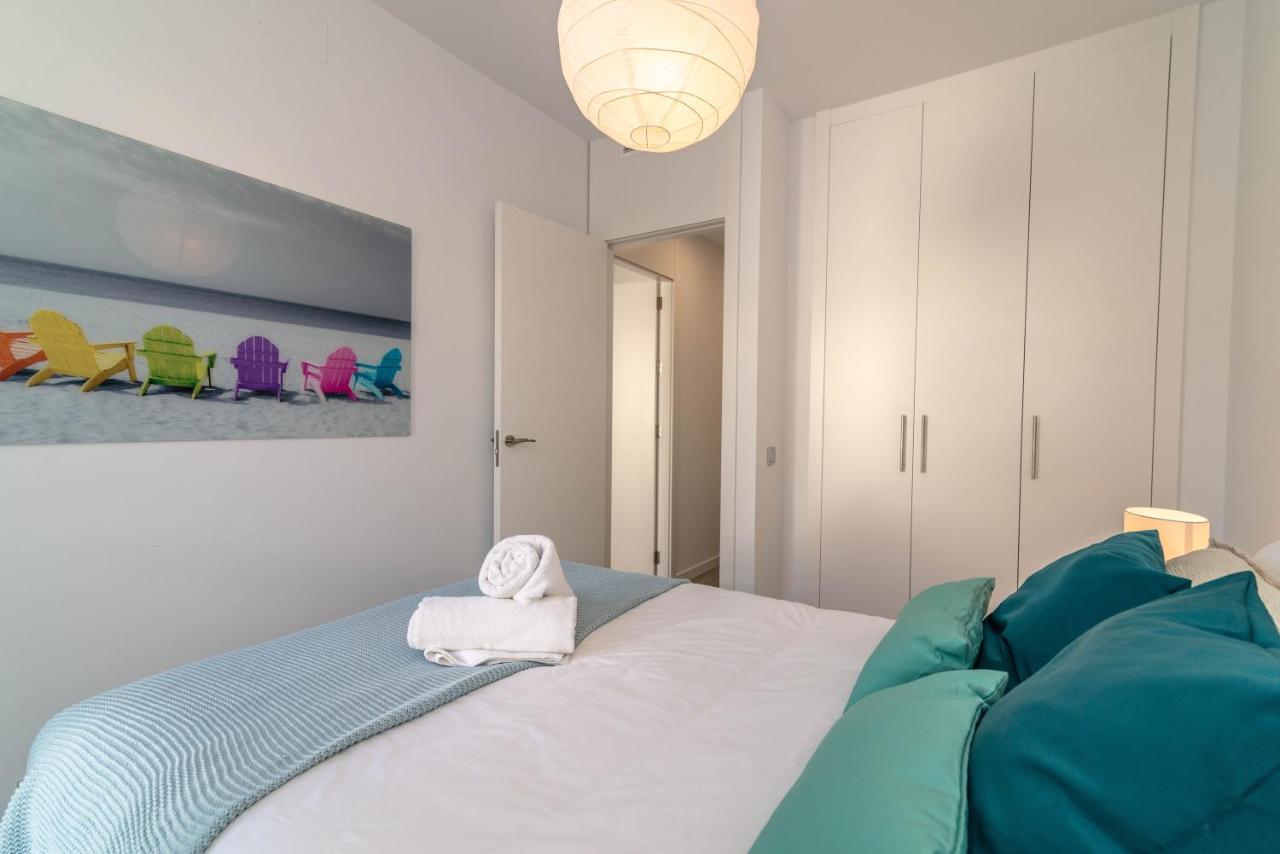 Apartment Vacation Marbella I Le Mirage Retreat, New Condo, Pool *