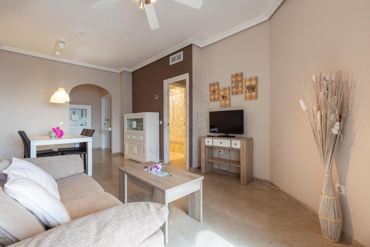 El Faro See View By Dahlia Group Appartement *