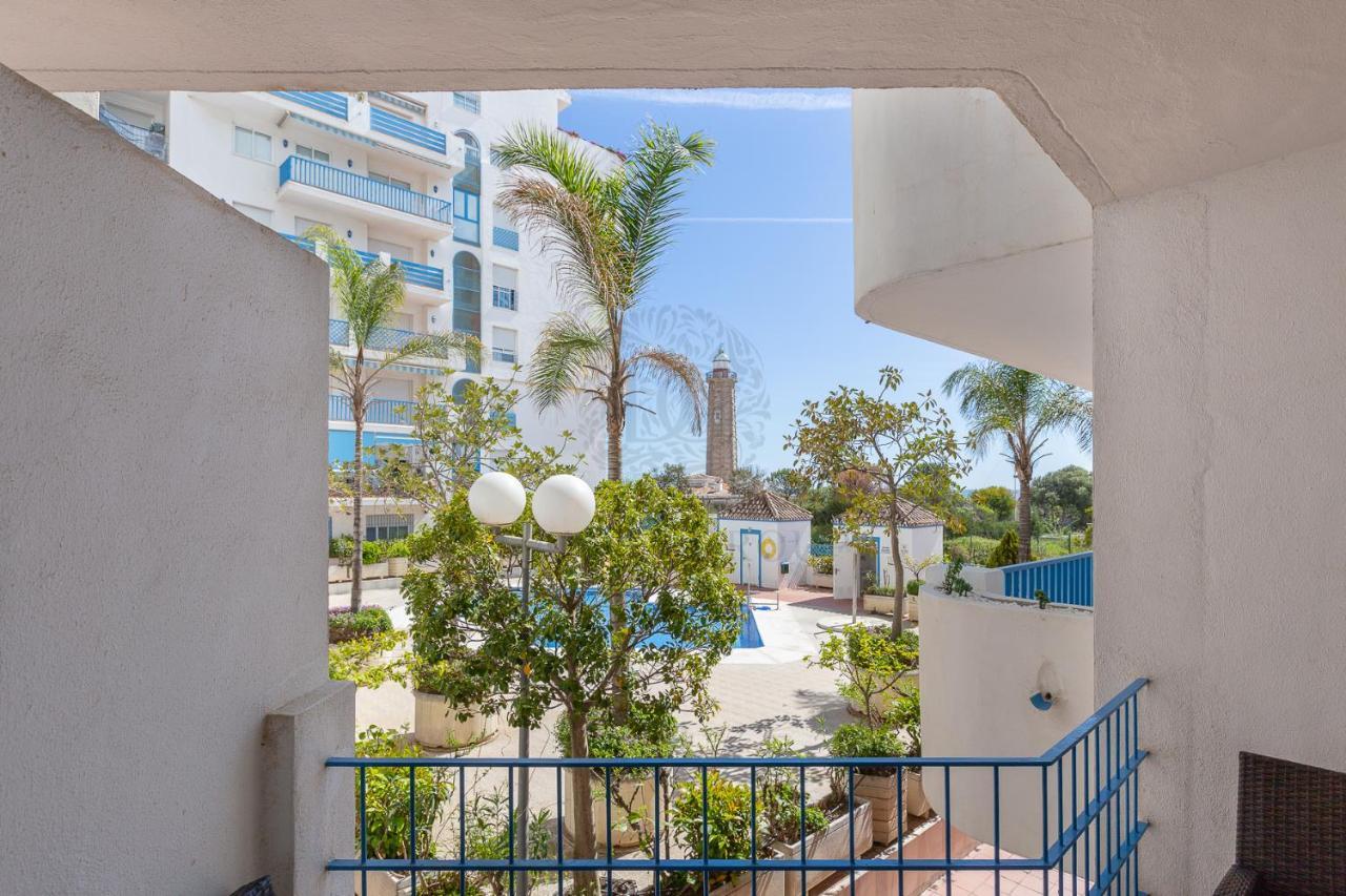 El Faro Iv Apartment *