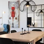 Inf26H- Comfortable And Spacious City Apartment